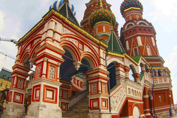 Viaggio in Russia, Piazza Rossa a Mosca, facciata di San Basilio